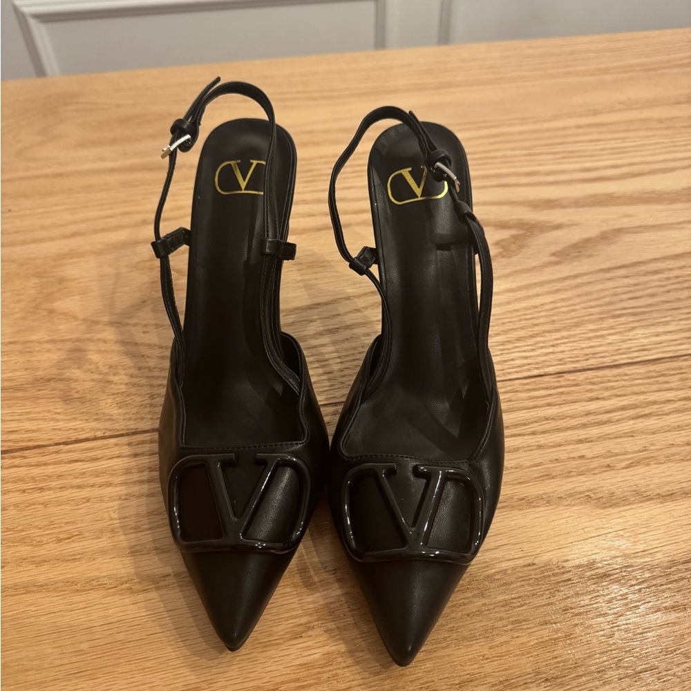 Valentino Garavani VLogo Signature Calfskin Slingback Pumps